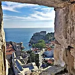 Mila * Ντουμπρόβνικ